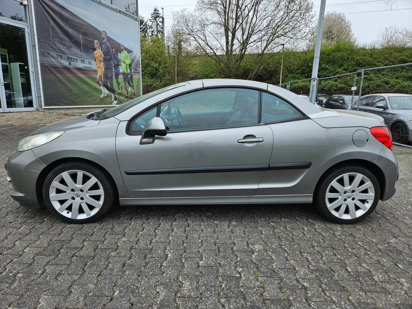 Peugeot 207 Platinum Grau - 2