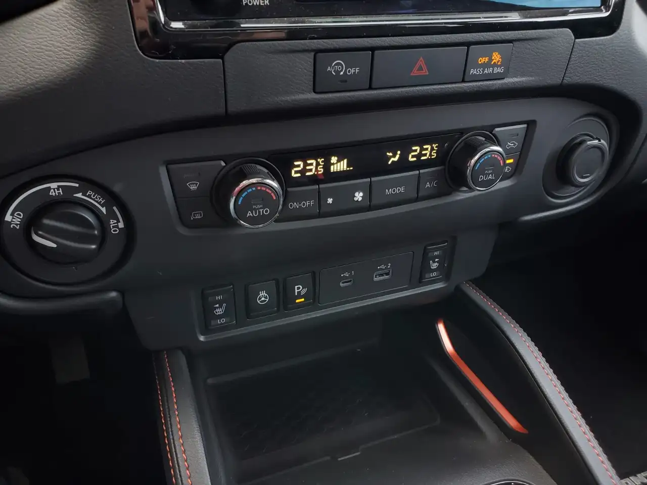 Nissan Frontier снимка Nissan Frontier
