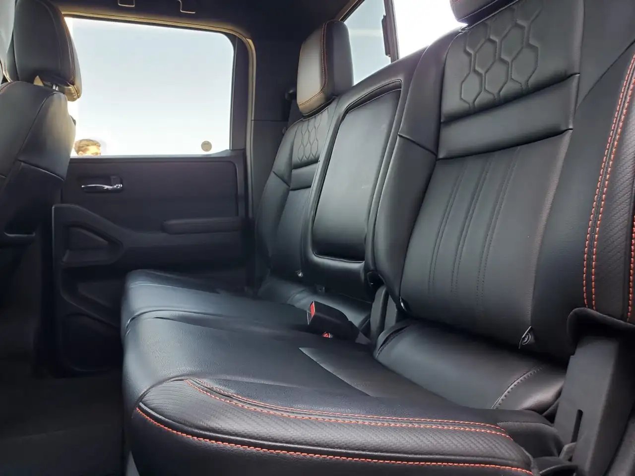 Nissan Frontier снимка Nissan Frontier