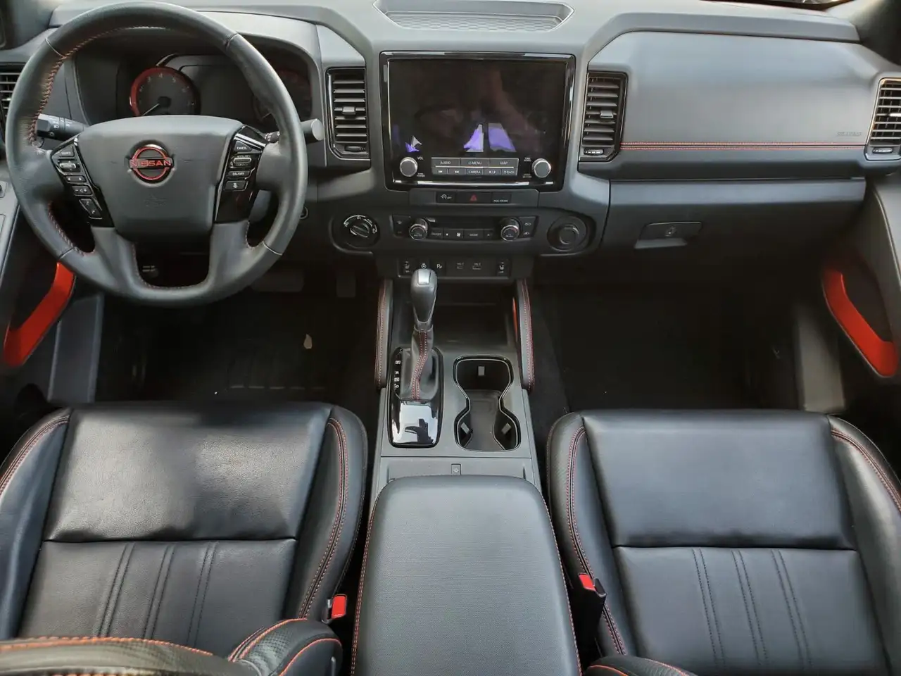 Nissan Frontier снимка Nissan Frontier