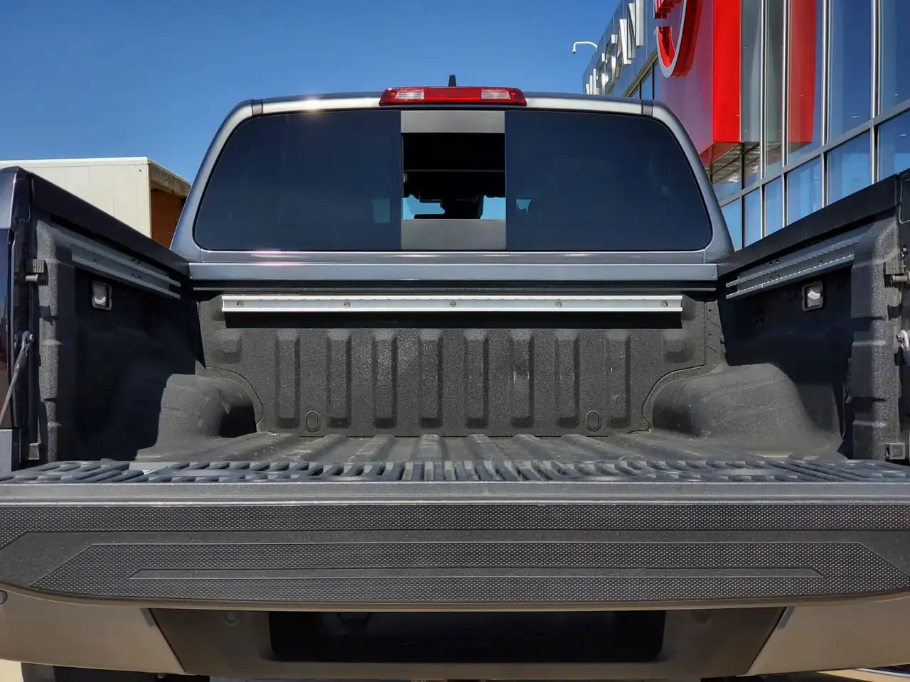 Nissan Frontier снимка Nissan Frontier