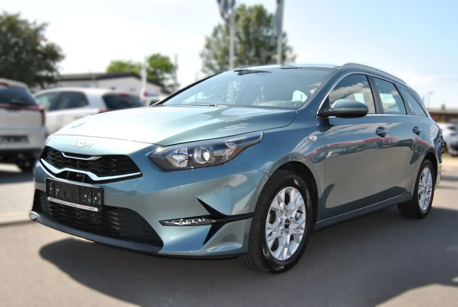 Kia Ceed / cee'd SW 1.0 T-GDI 100 Vision UVP 28.270 EUR Gris - 1