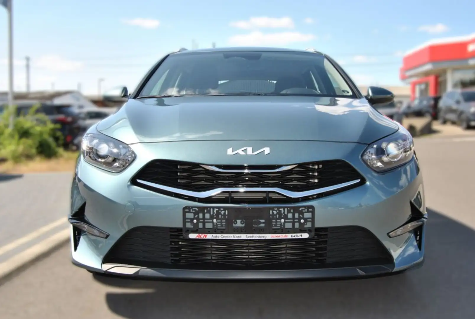 Kia Ceed / cee'd SW 1.0 T-GDI 100 Vision UVP 28.270 EUR Grau - 2