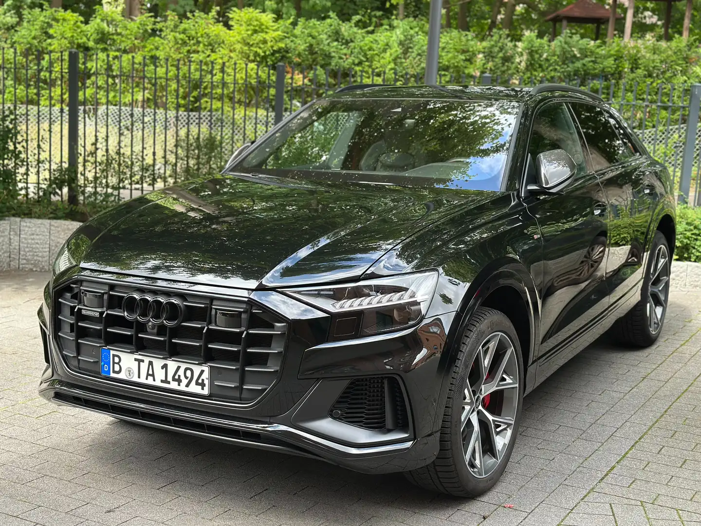 Audi Q8 Q8 55 TFSI quattro tiptronic competition plus Schwarz - 1