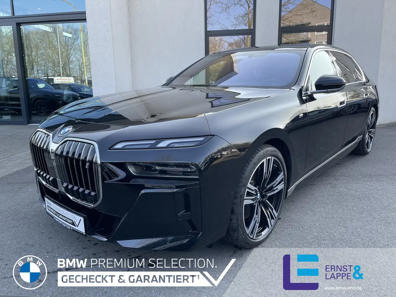BMW i7