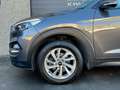 Hyundai TUCSON 1.6 GDi 2WD / Navi / Bluetooth / Camera / Garantie Gris - thumbnail 4