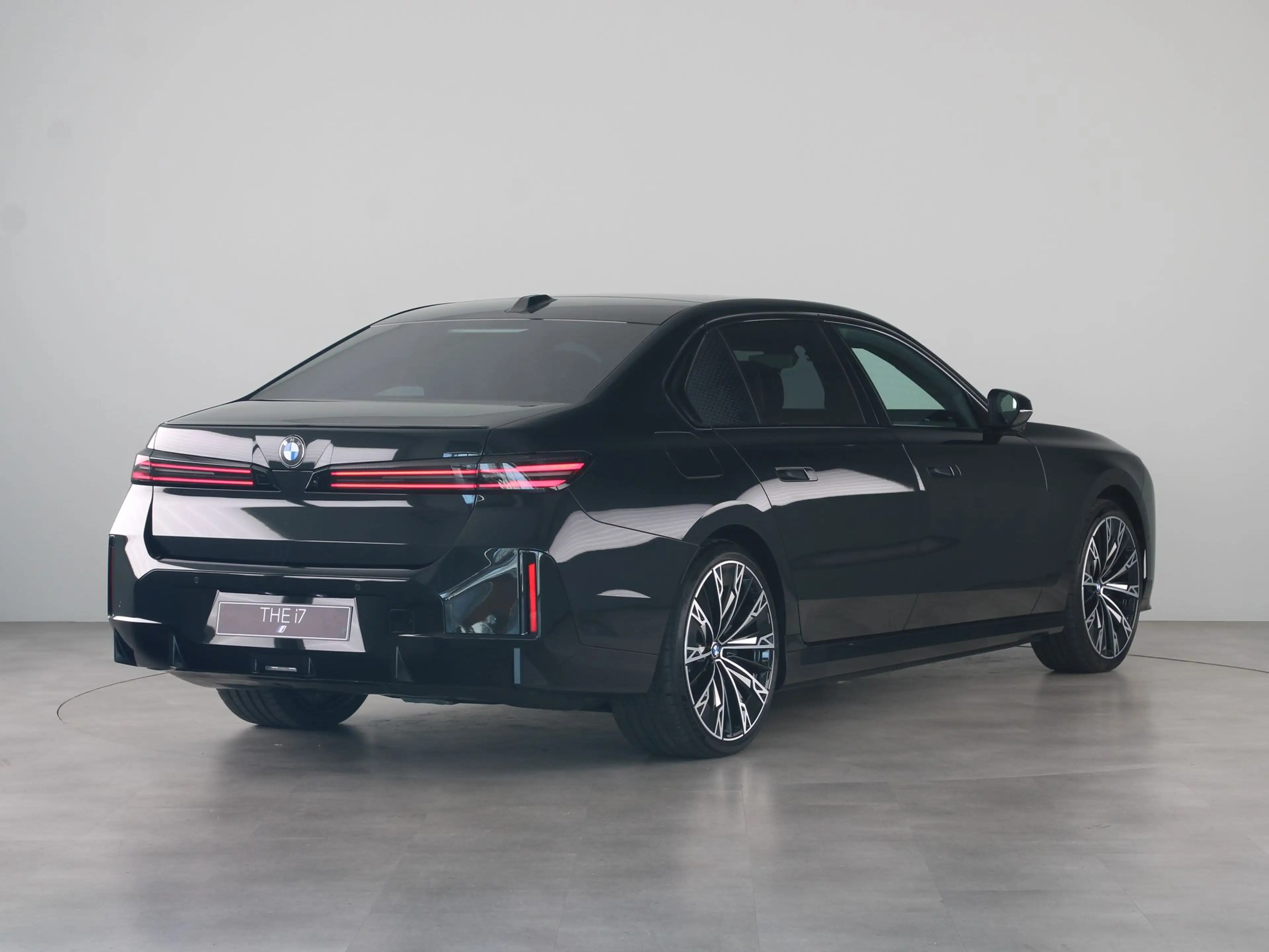 BMW i7 xDrive50 118.1 kWh M Sport Pro | Panoramadak Sky L — photo 5