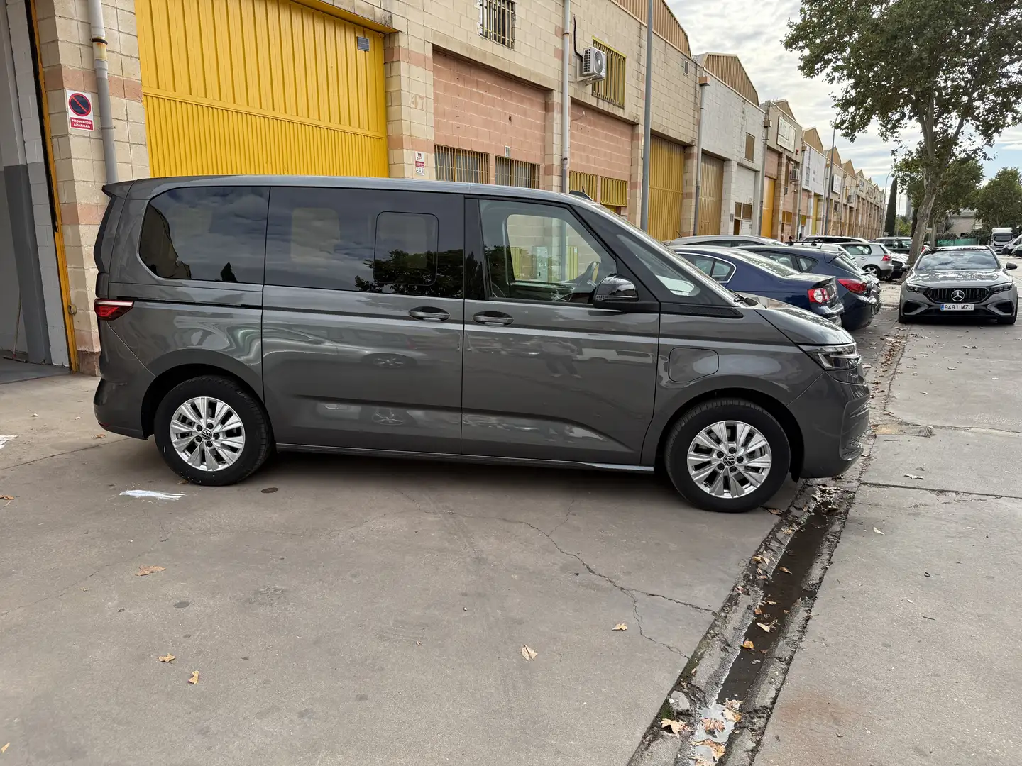 Volkswagen T7 Multivan - 2