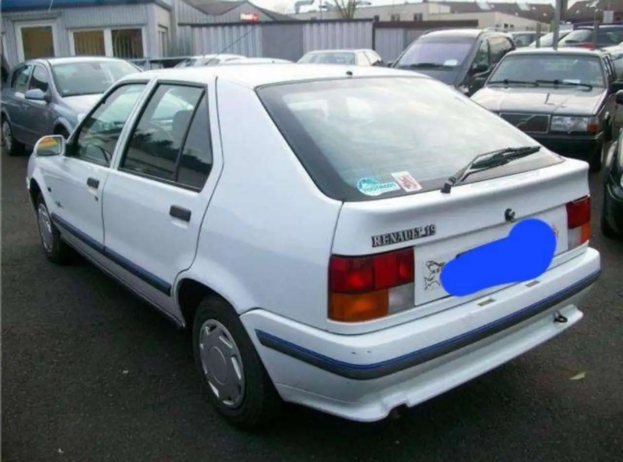 Renault R 19 Top Zustand ohne Rost( TÜV NEU ), foto 6