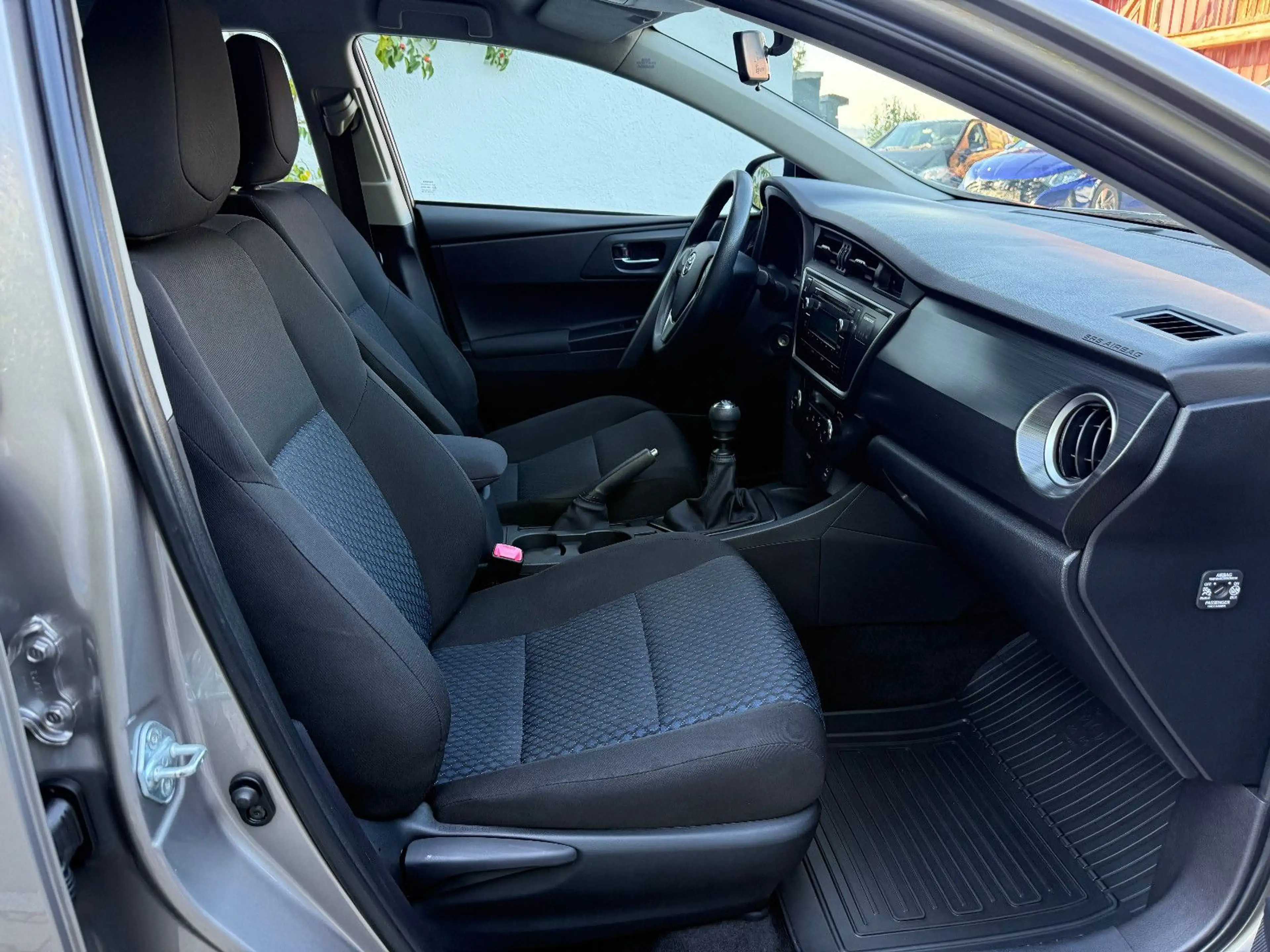 Toyota Auris Cool Klima 1 Hand 66333km — photo 13