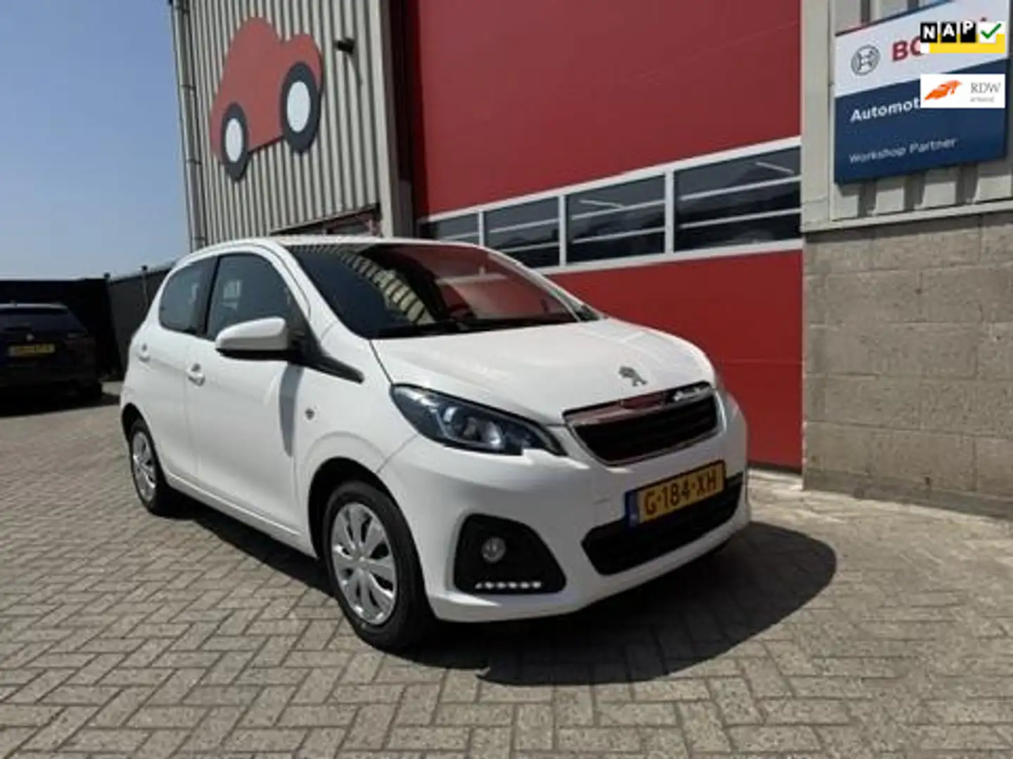Peugeot 108 1.0 e-VTi Camera, Airconditioning, Apple CarPlay, Blanc - 1