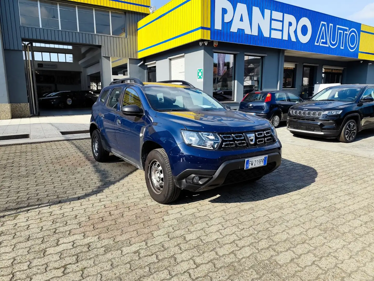 Dacia Duster 1.6 sce Comfort Gpl 4x2 s&s 115cv Azul - 1