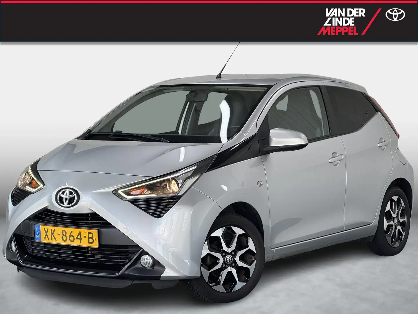 Toyota Aygo 1.0 VVT-i X-Joy Apple CarPlay Android Auto Clima Grau - 1