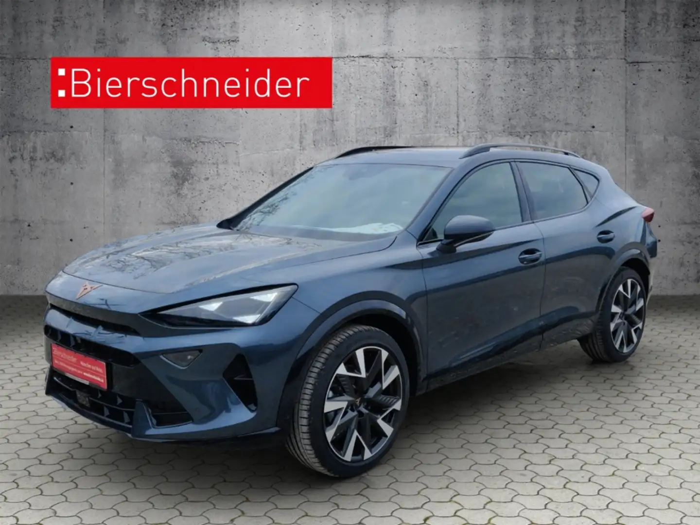 CUPRA Formentor 1.5 TSI DSG NAVI MATRIX LED KAMERA DCC 19 Grau - 1