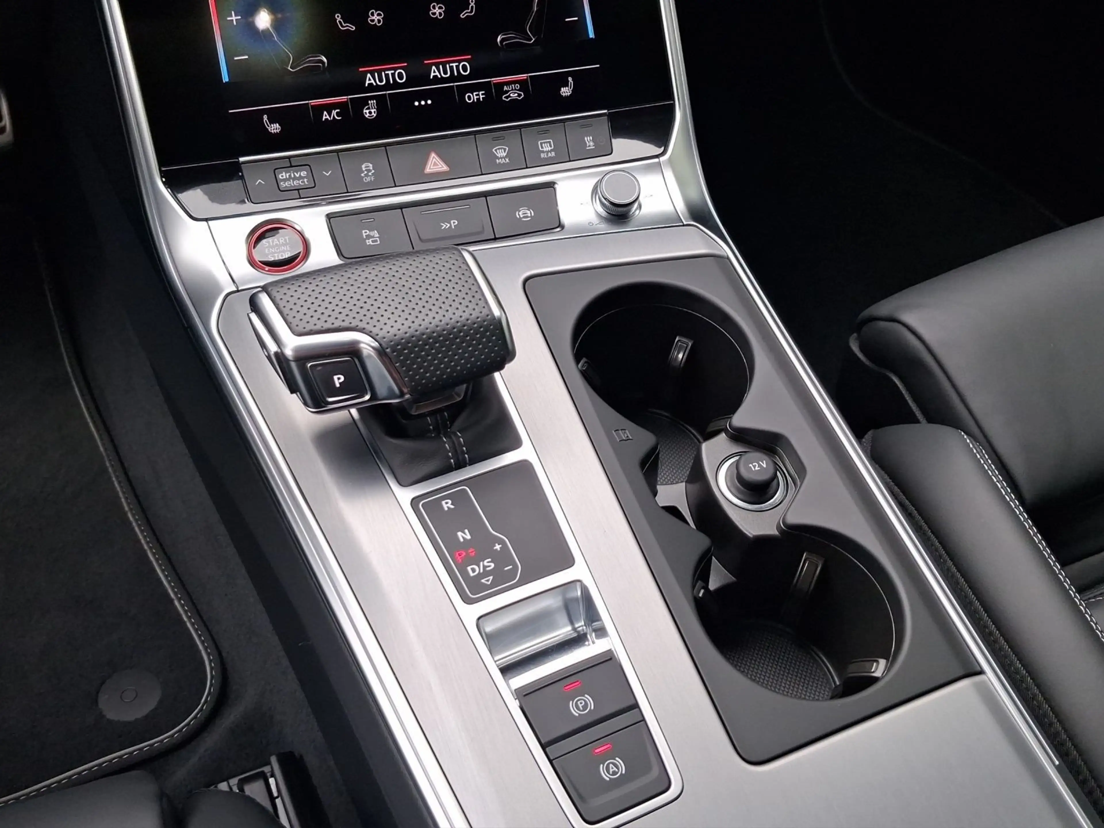 Audi S6 3.0 TDI Q HD-MATRIX 360° PANO NAVI+ BuO — photo 11