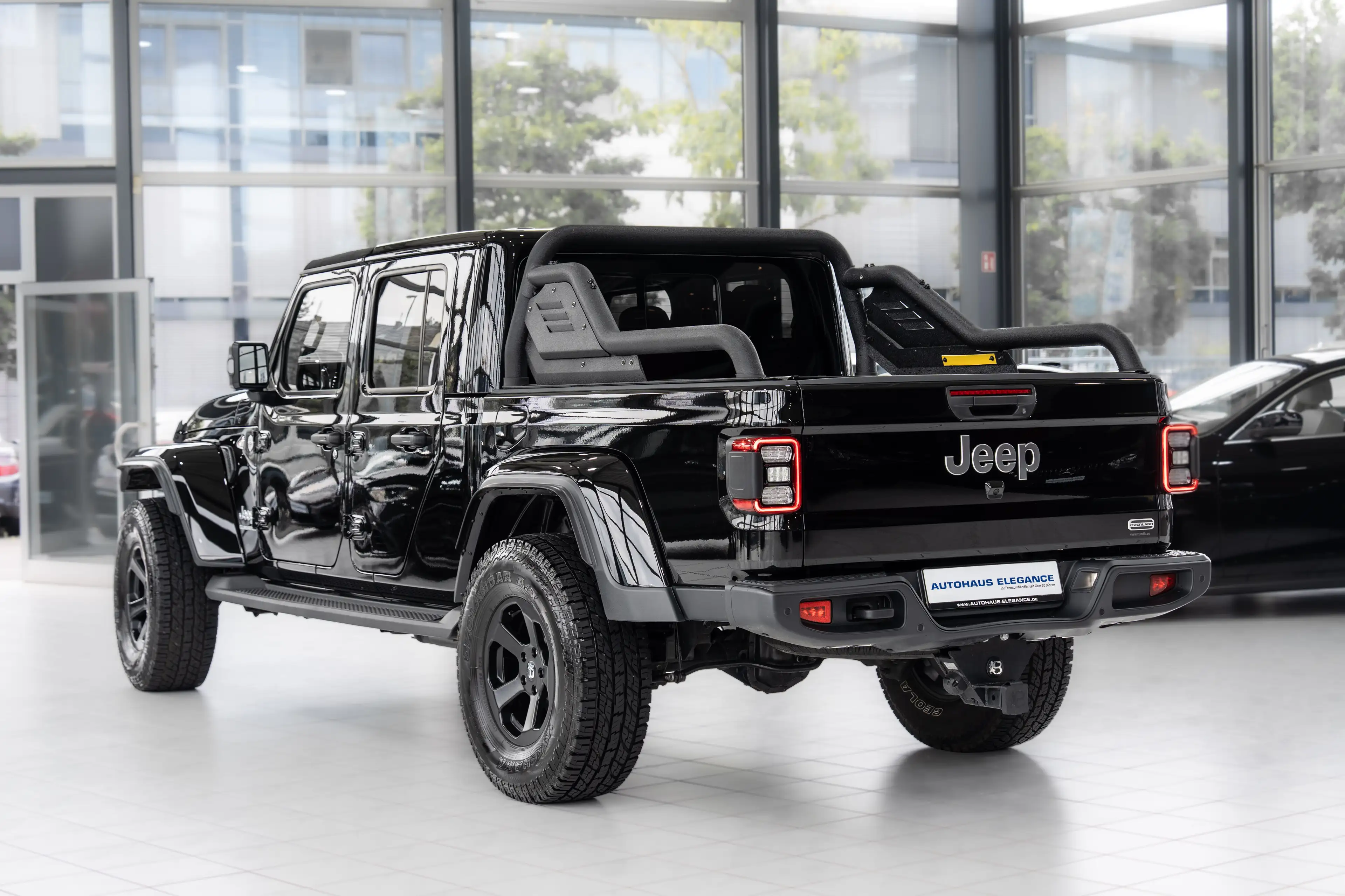 Jeep Gladiator Overland 4WD*ALPINE-PREMIUM*KAMERA*LED — photo 3