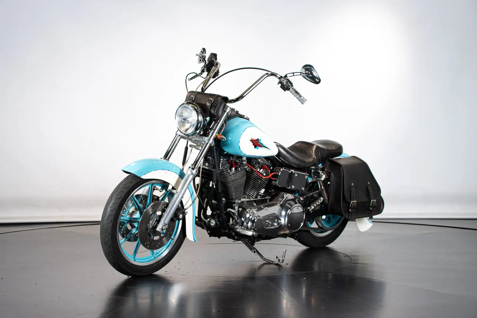 Harley-Davidson Dyna Glide Blauw - 1