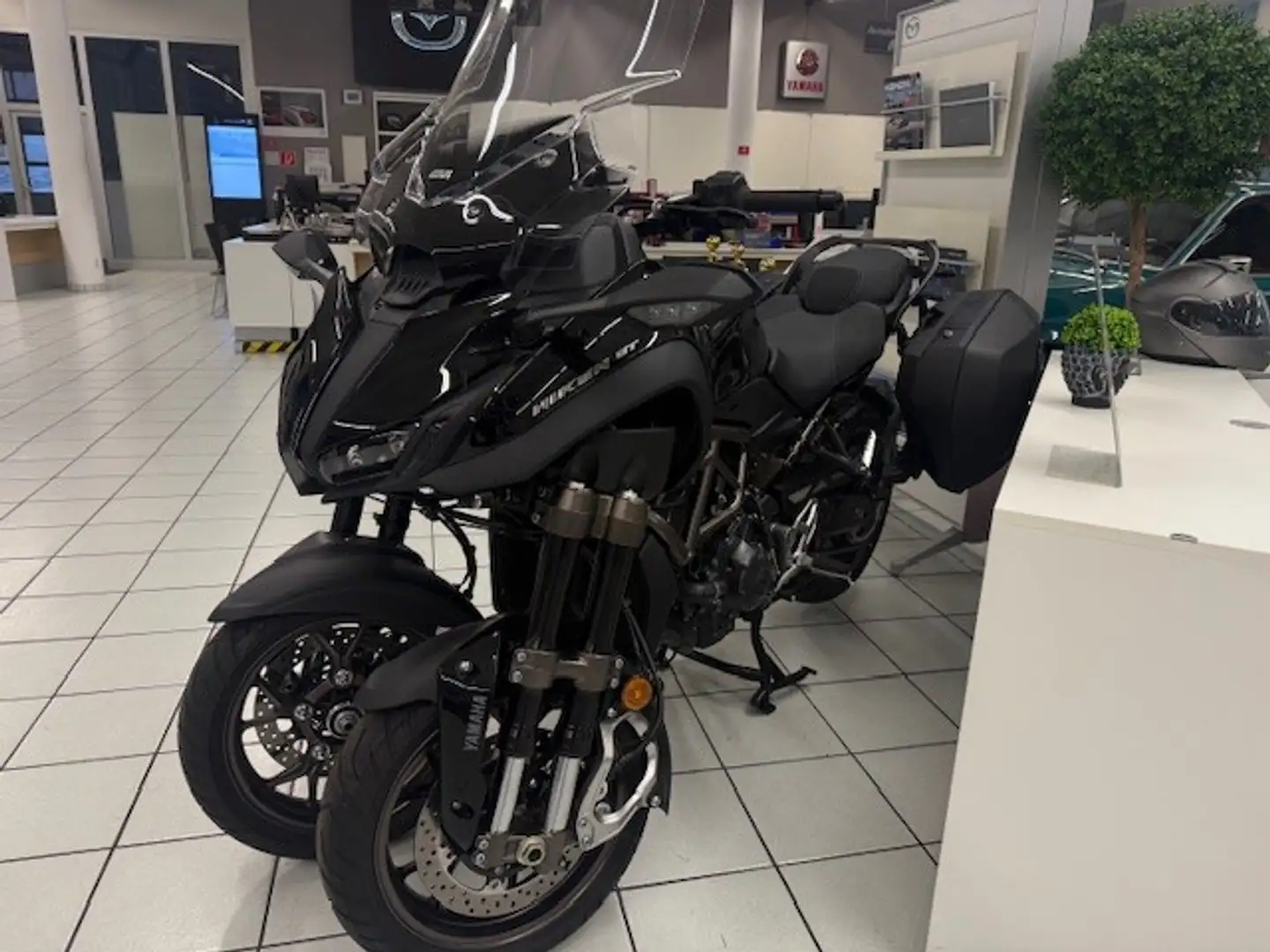 Yamaha Niken NIKEN GT Noir - 1