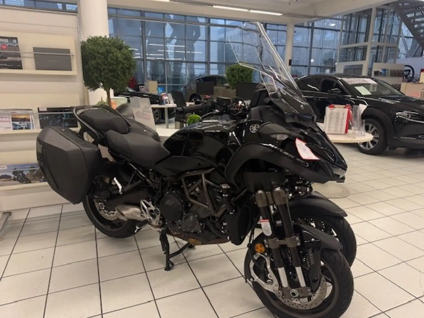 Yamaha Niken NIKEN GT Zwart - 2