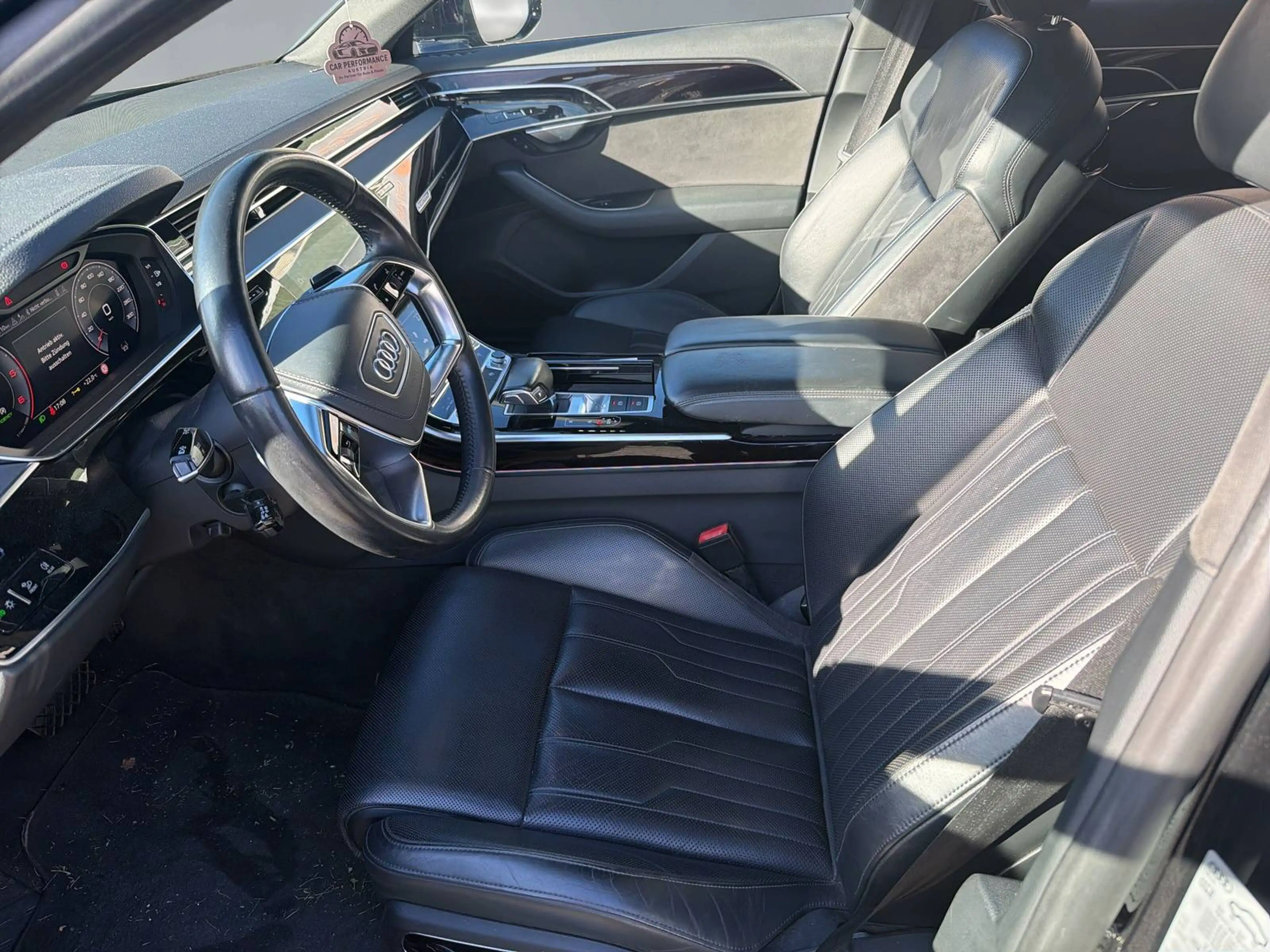 Audi A8 50 TDI quattro — photo 7