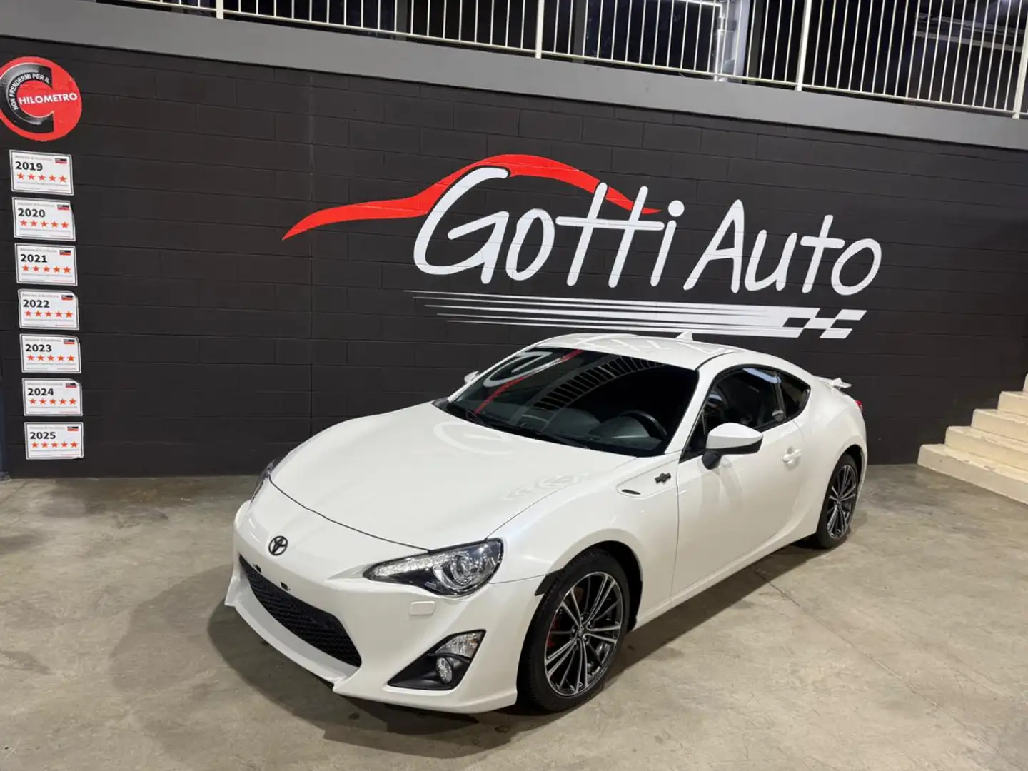 Toyota GT86 MANUALE PERLATO PRIMA VERNICE SERVICE Bianco - 2