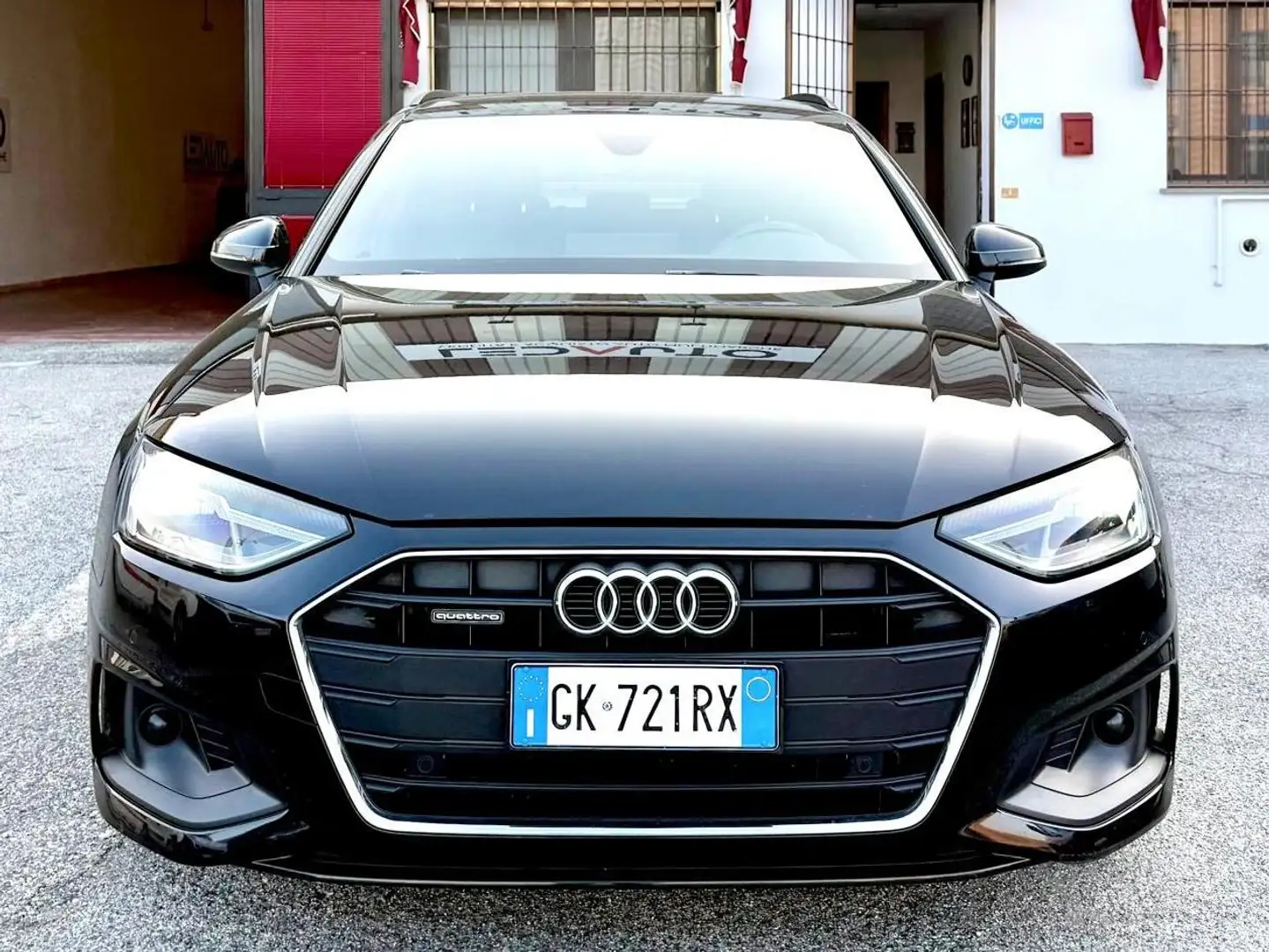 Audi A4 A4 Avant 40 2.0 tdi mhev Bus Adv quattro 204cv Noir - 2