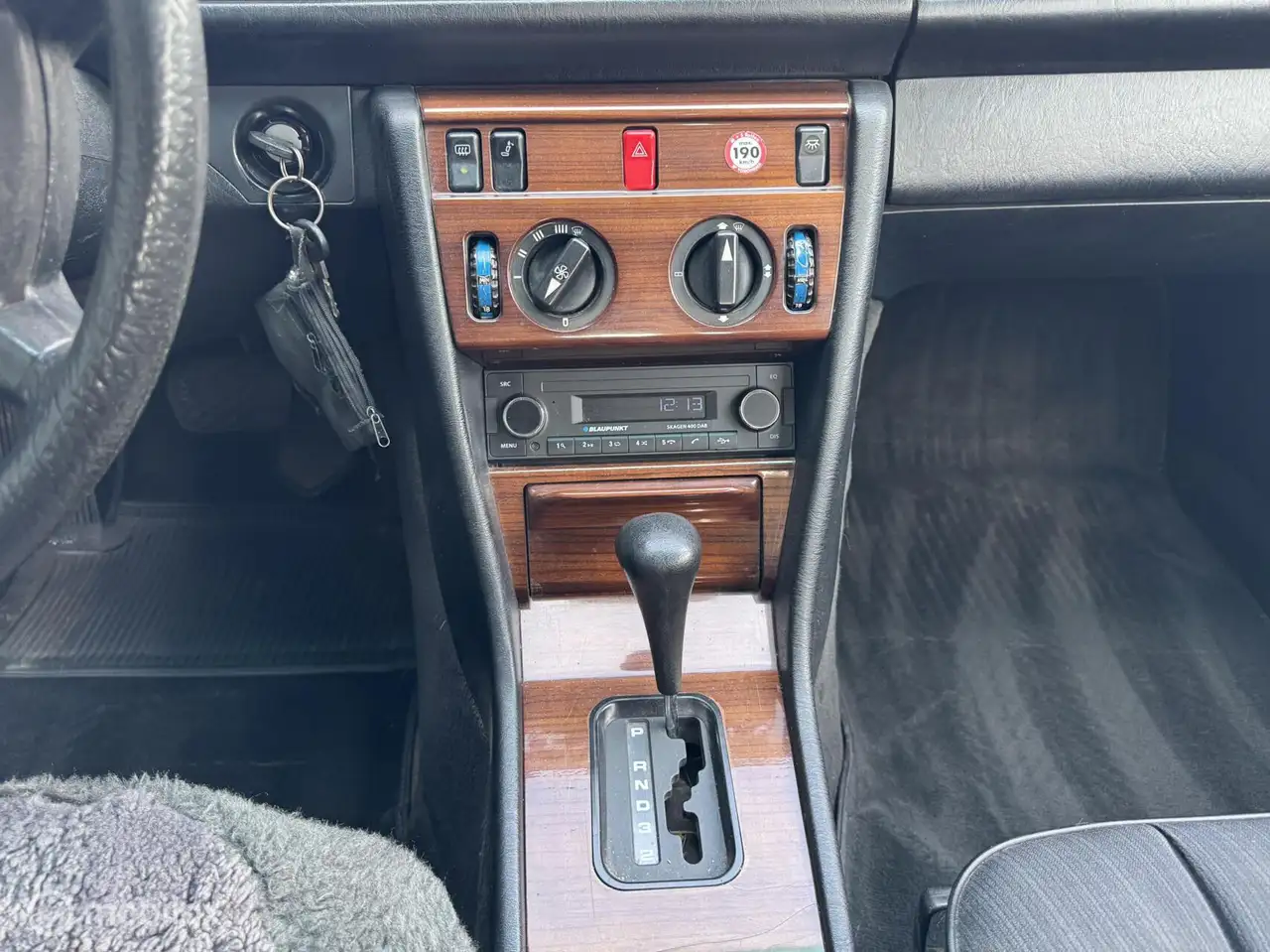 Mercedes-Benz 500 200-500 300 D, foto 12