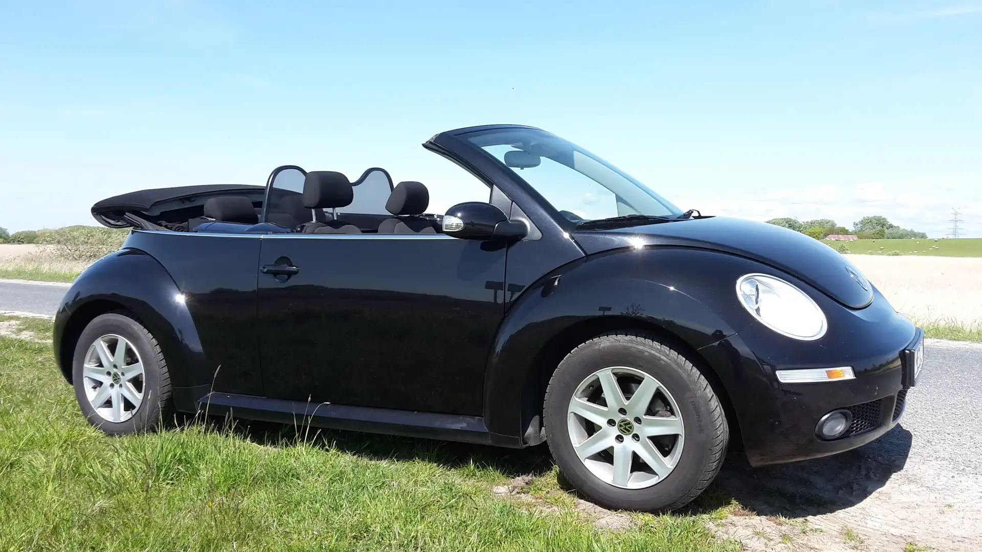 Volkswagen New Beetle New Beetle Cabriolet Diesel Cabriolet 1.9 TDI DPF Schwarz - 1