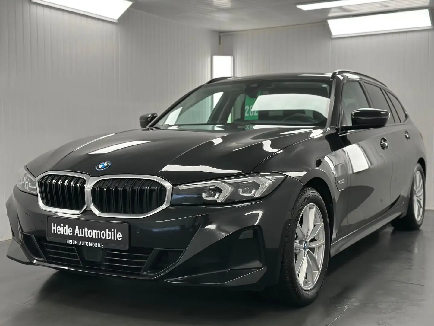 BMW 330 e Touring Curved Kamera ACC LEDFacelift Schwarz - 1