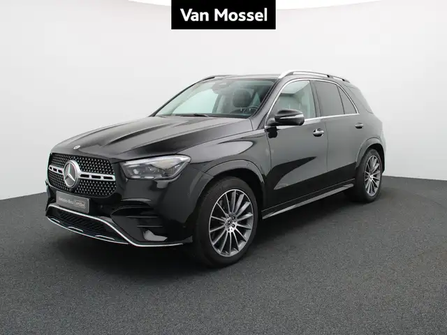 Mercedes-Benz GLE 300 d 4MATIC AMG LINE + AIRMATIC + TREKHAAK 3.5 TON +
