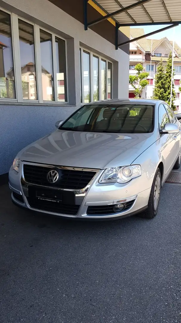 Volkswagen Passat 2.0 Turbo FSI Automatik Comfortline - 2