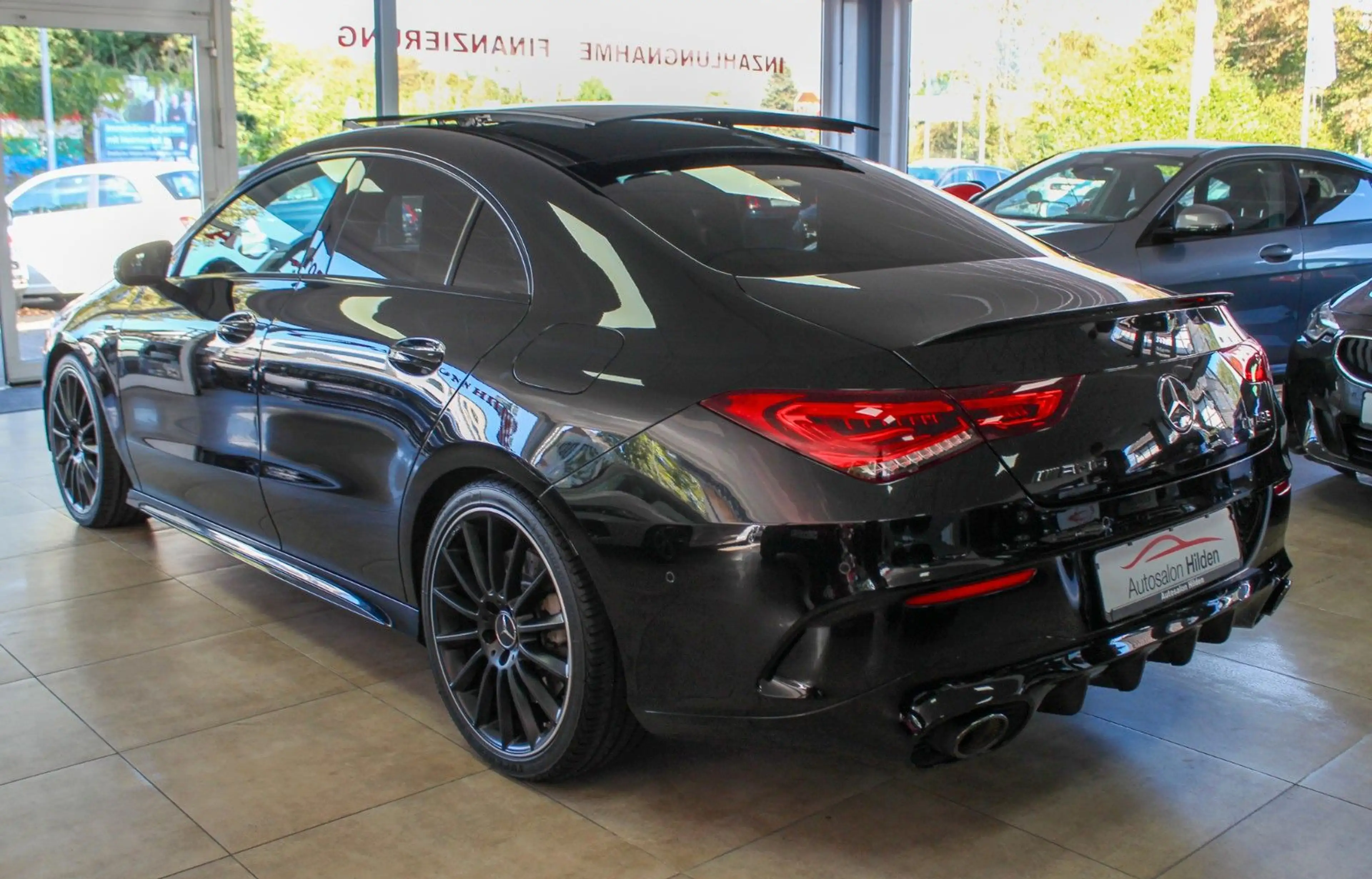 Mercedes-Benz CLA 35 AMG 4Matic Pano Distronic Multibeam 360° — photo 6