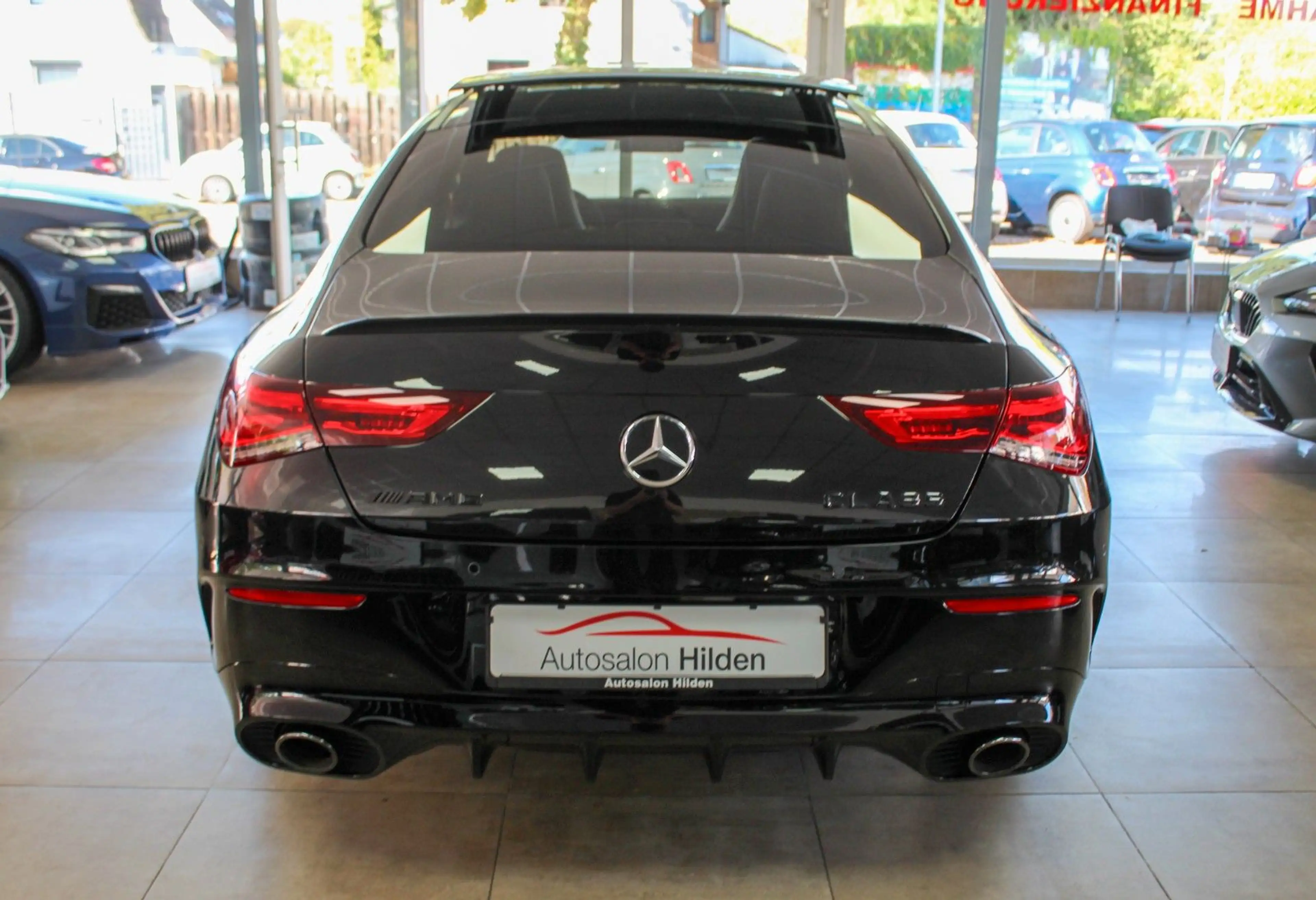 Mercedes-Benz CLA 35 AMG 4Matic Pano Distronic Multibeam 360° — photo 7