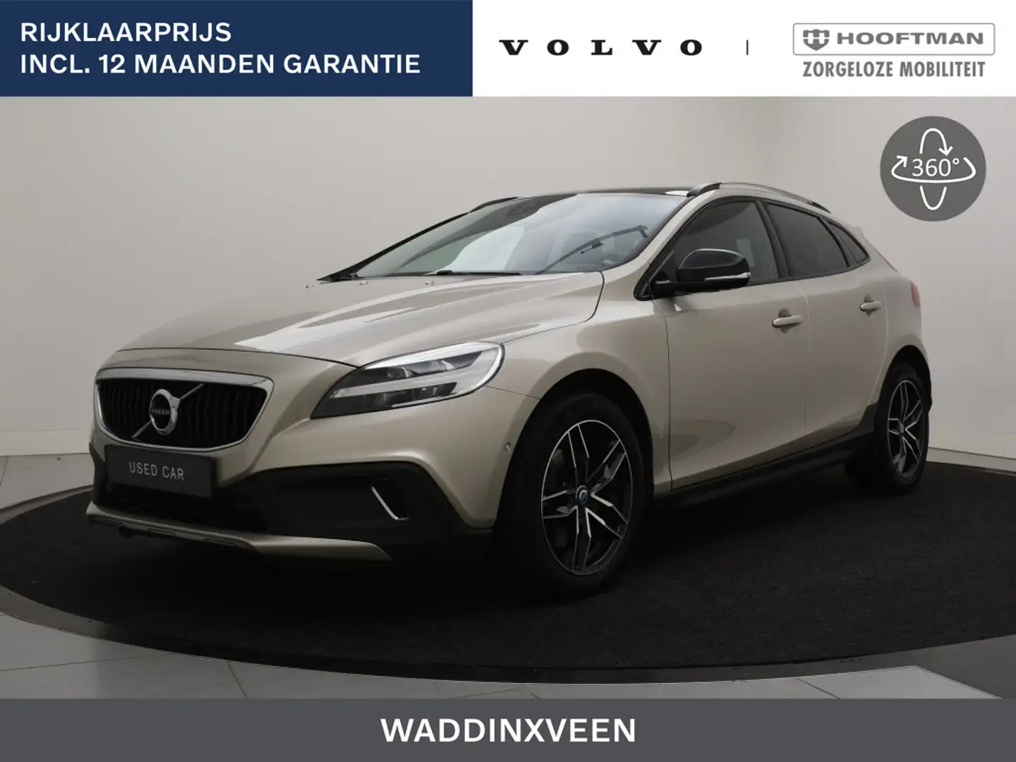 Volvo V40 Cross Country T3 AUT(6) POLAR+ LUXURY LEDER KEYLESS PANORAMADAK Beige - 1
