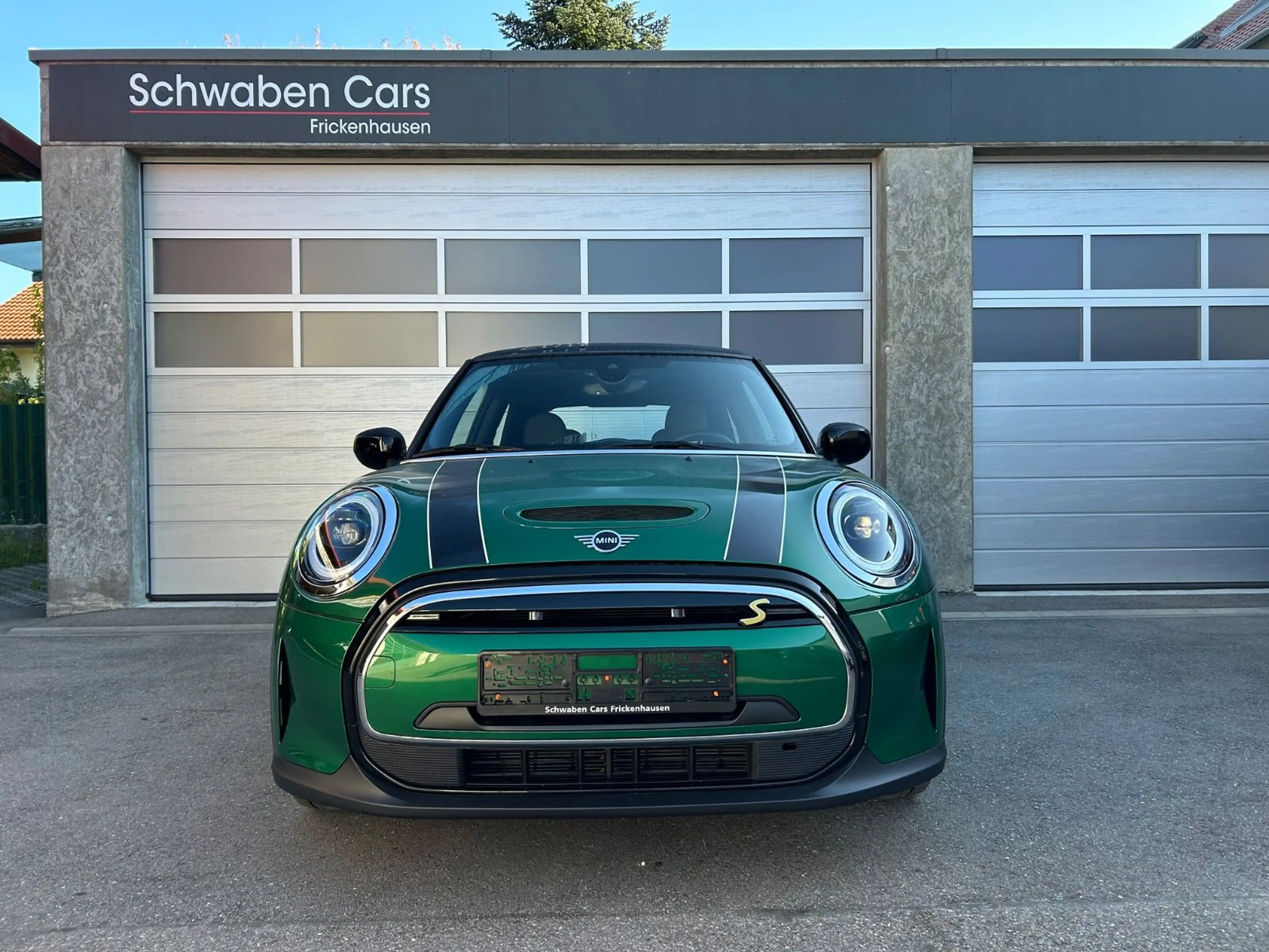 MINI Cooper SE "Facelift" LED PDC Driving Assist 17 — photo 6