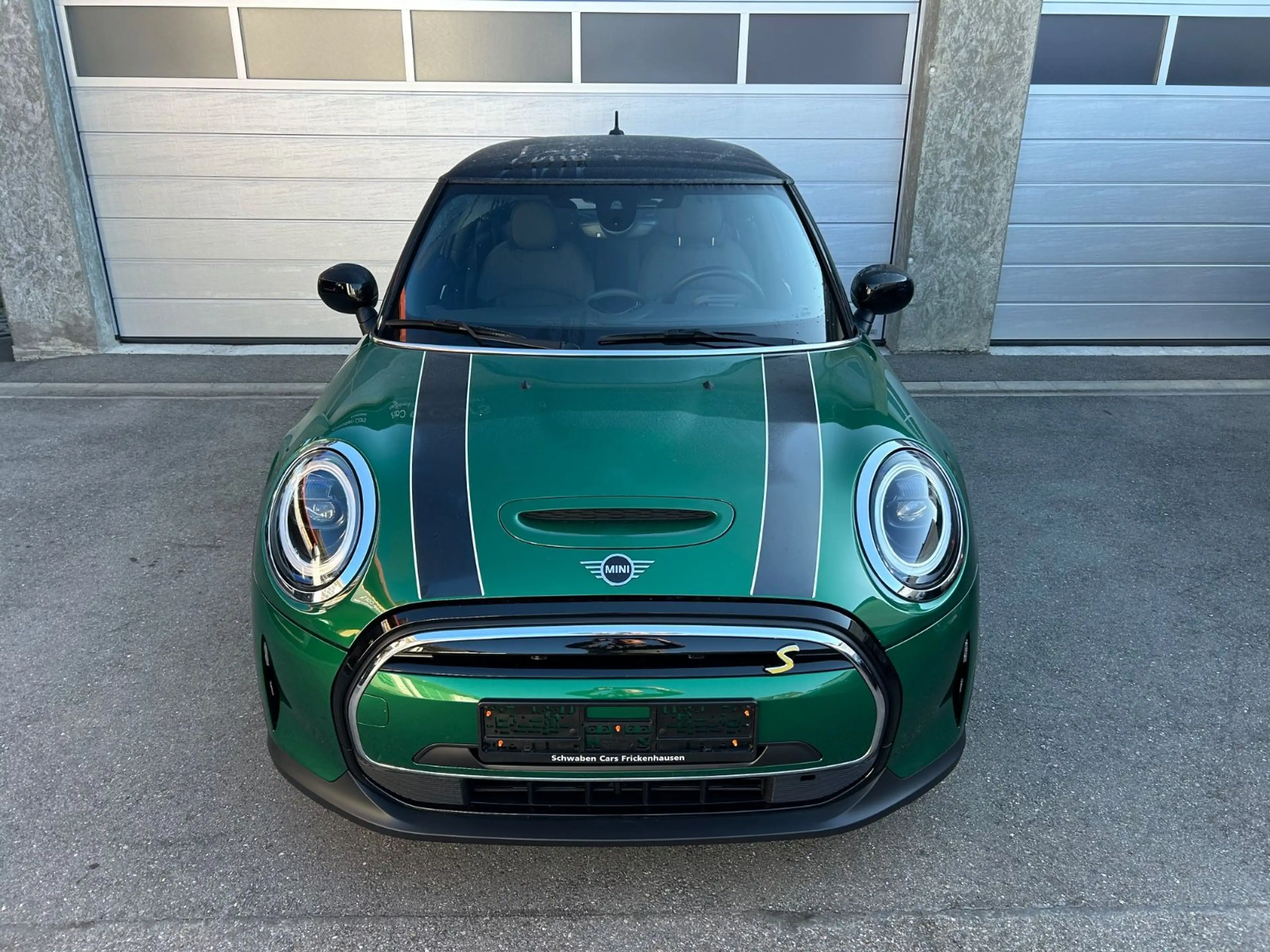 MINI Cooper SE "Facelift" LED PDC Driving Assist 17 — photo 8