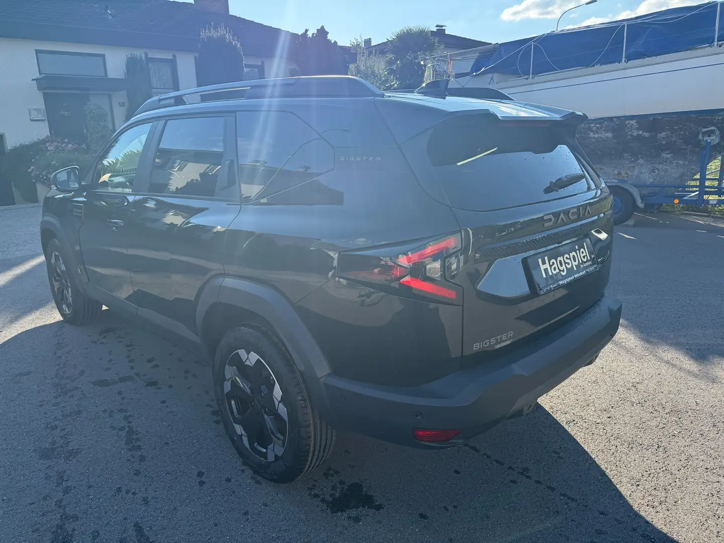Dacia Bigster Extreme Hybrid 155 Automatik Navi Pano Schwarz - 2