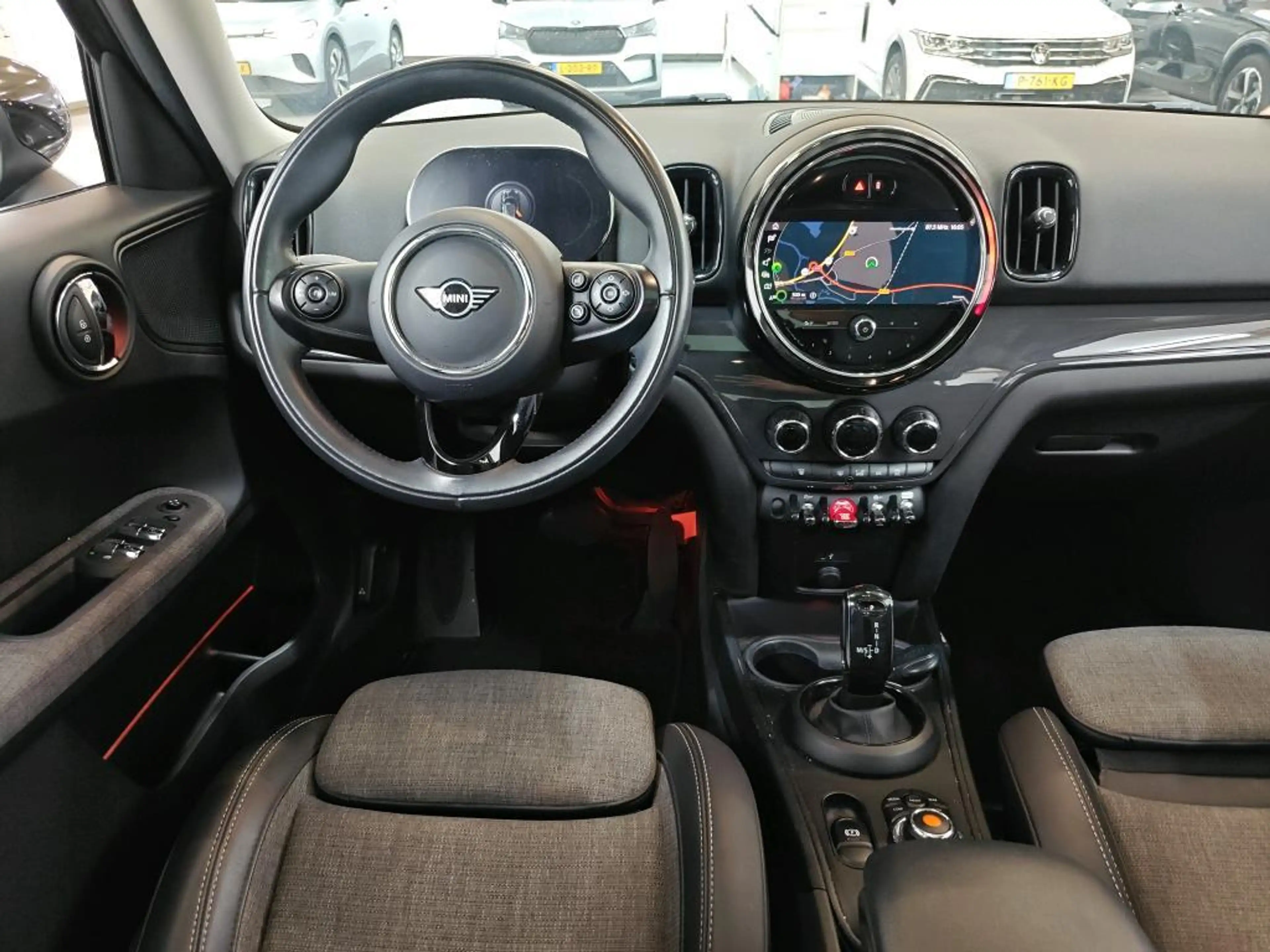 MINI Cooper Countryman 1.5 Business Edition PANODAK | 1/2 LEDER | NAVI — photo 11