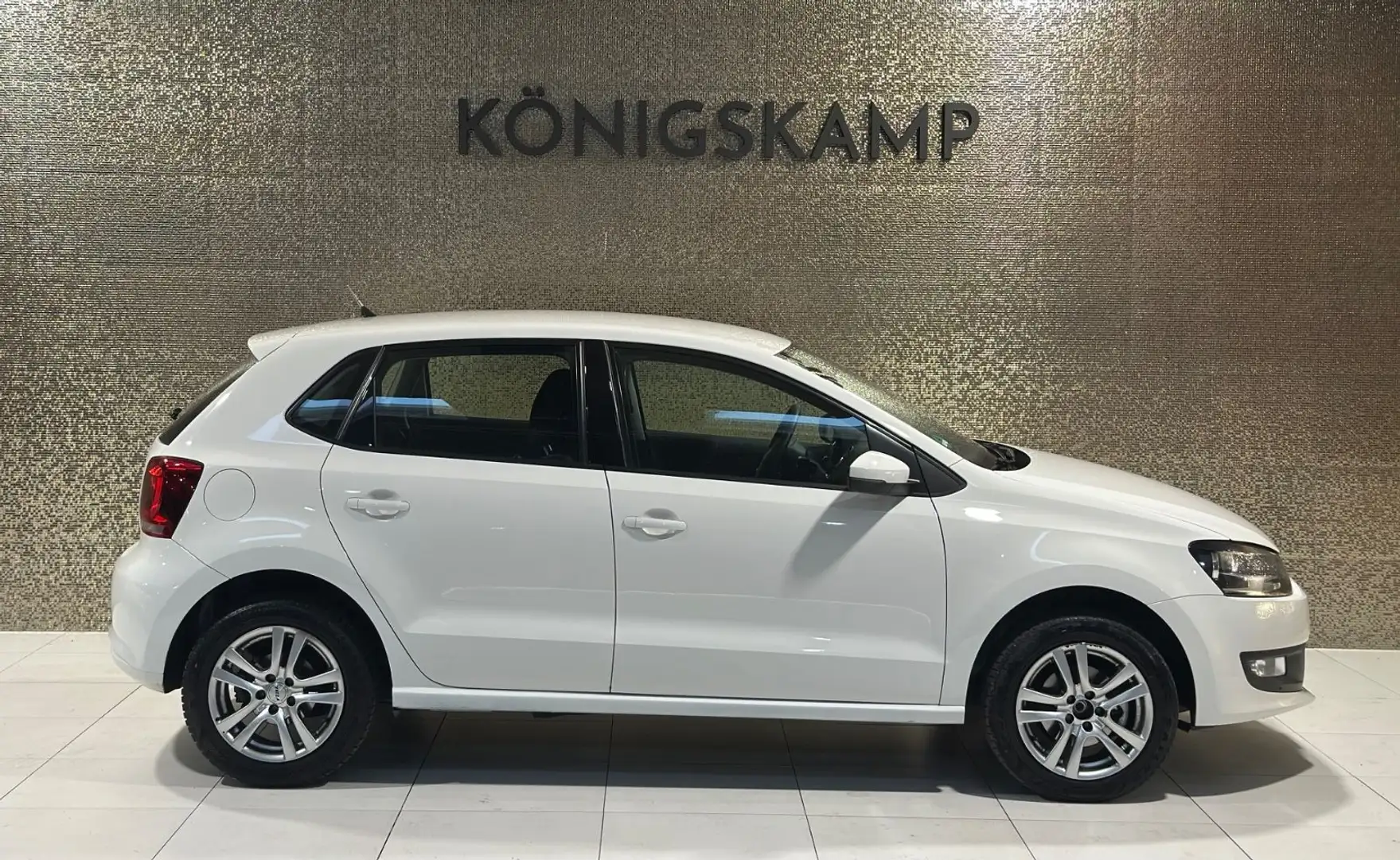 Volkswagen Polo V Comfortline 1.4 * TÜV NEU * SERVICE NEU * Blanc - 2