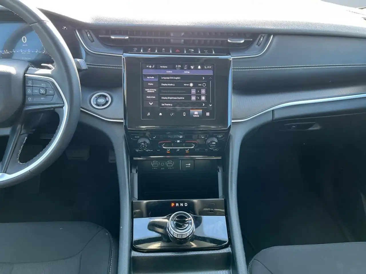 Jeep Grand Cherokee снимка Jeep Grand Cherokee