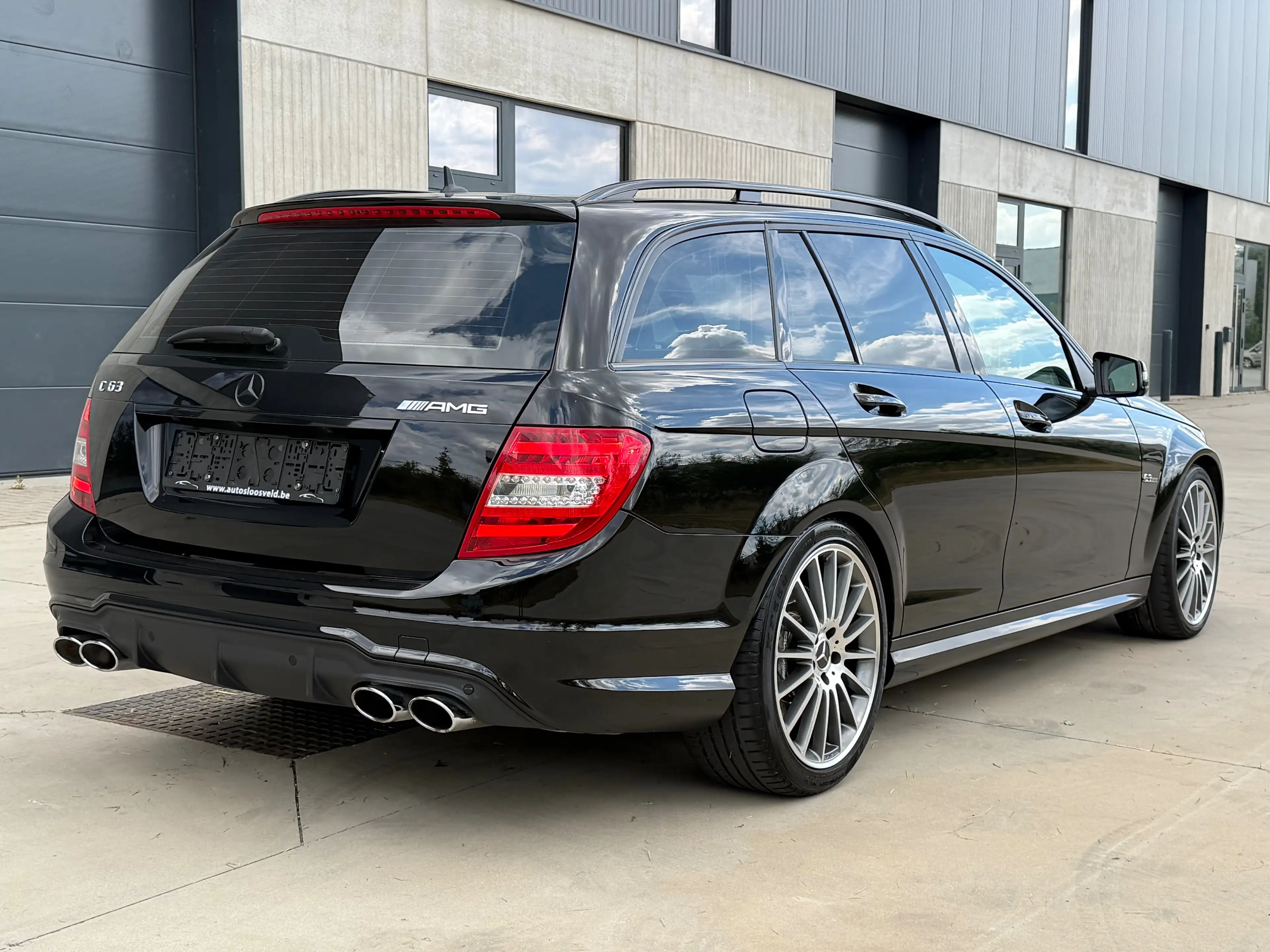 Mercedes-Benz C 63 AMG Break / 457pk / NIEUWSTAAT / LICHTE VRACHT — photo 3