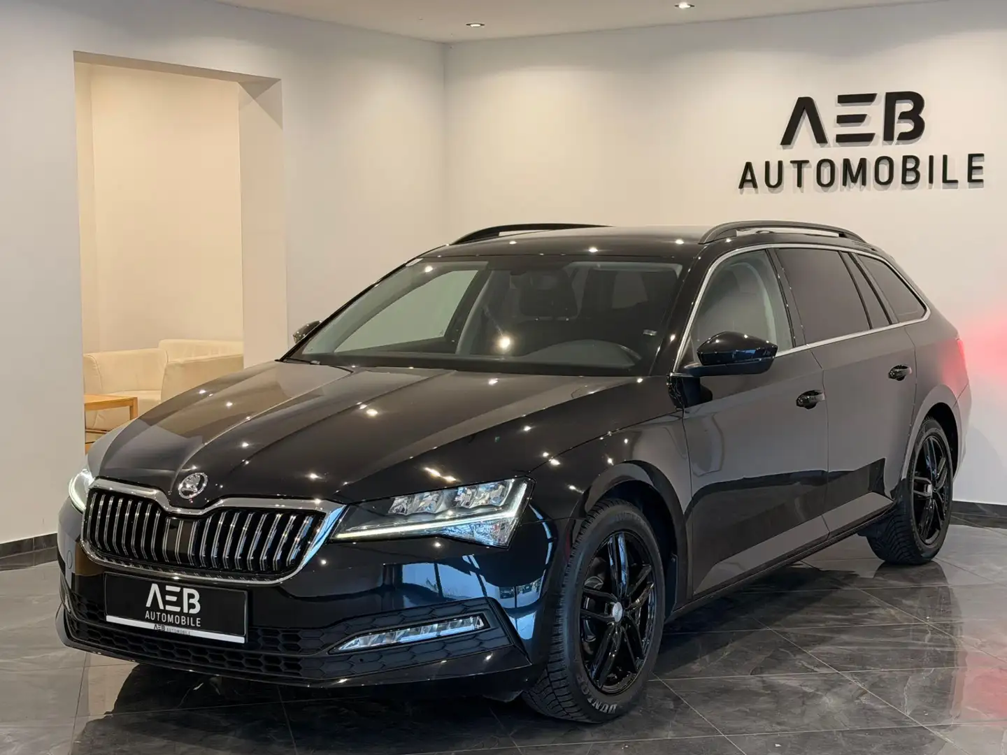 Skoda Superb Kombi 2,0 TDI DSG**Virtual Cockpit**SHZ**TEMP**UV Schwarz - 1