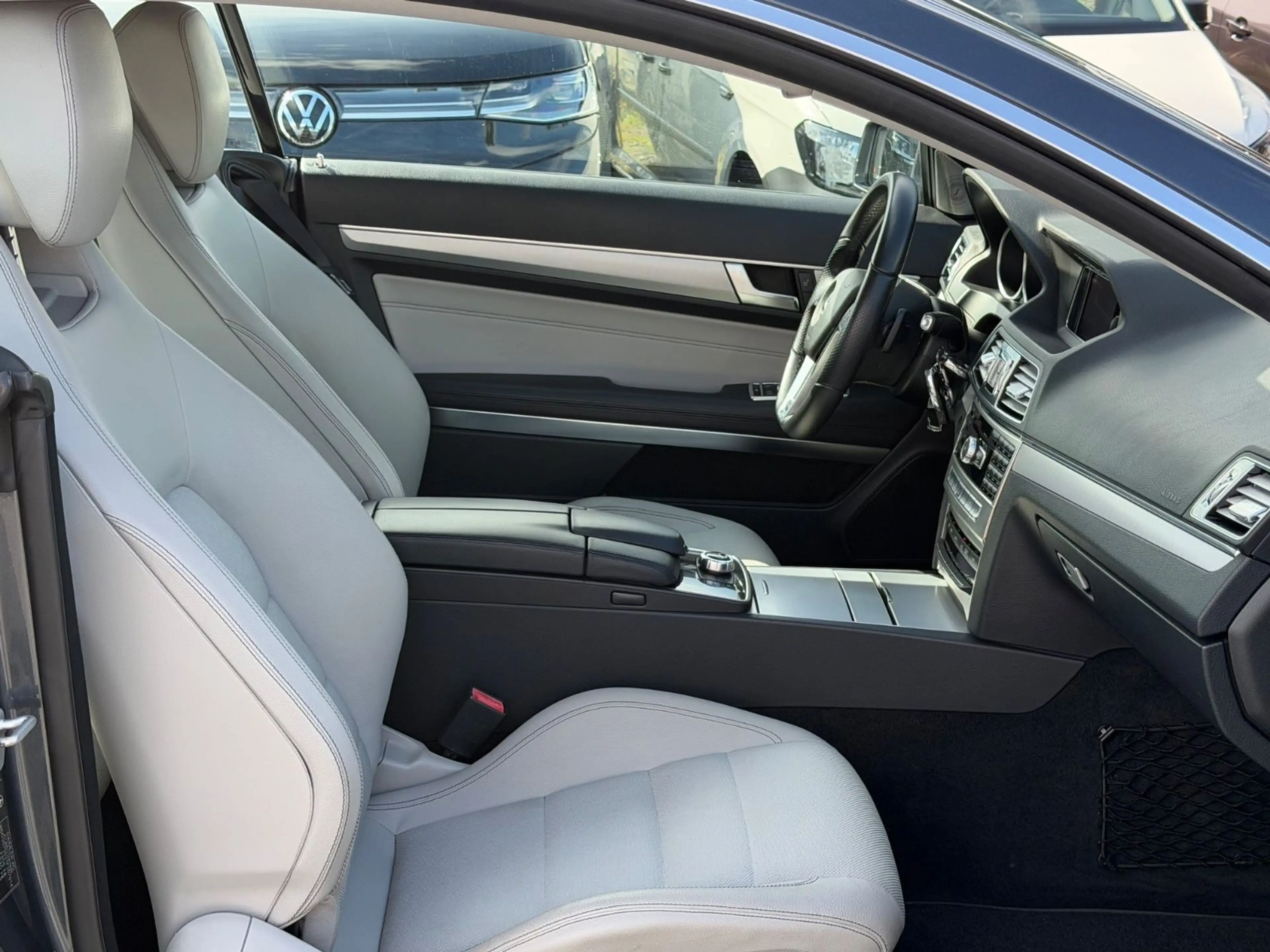 Mercedes-Benz E 250 Coupe CDI BlueEfficiency — photo 12