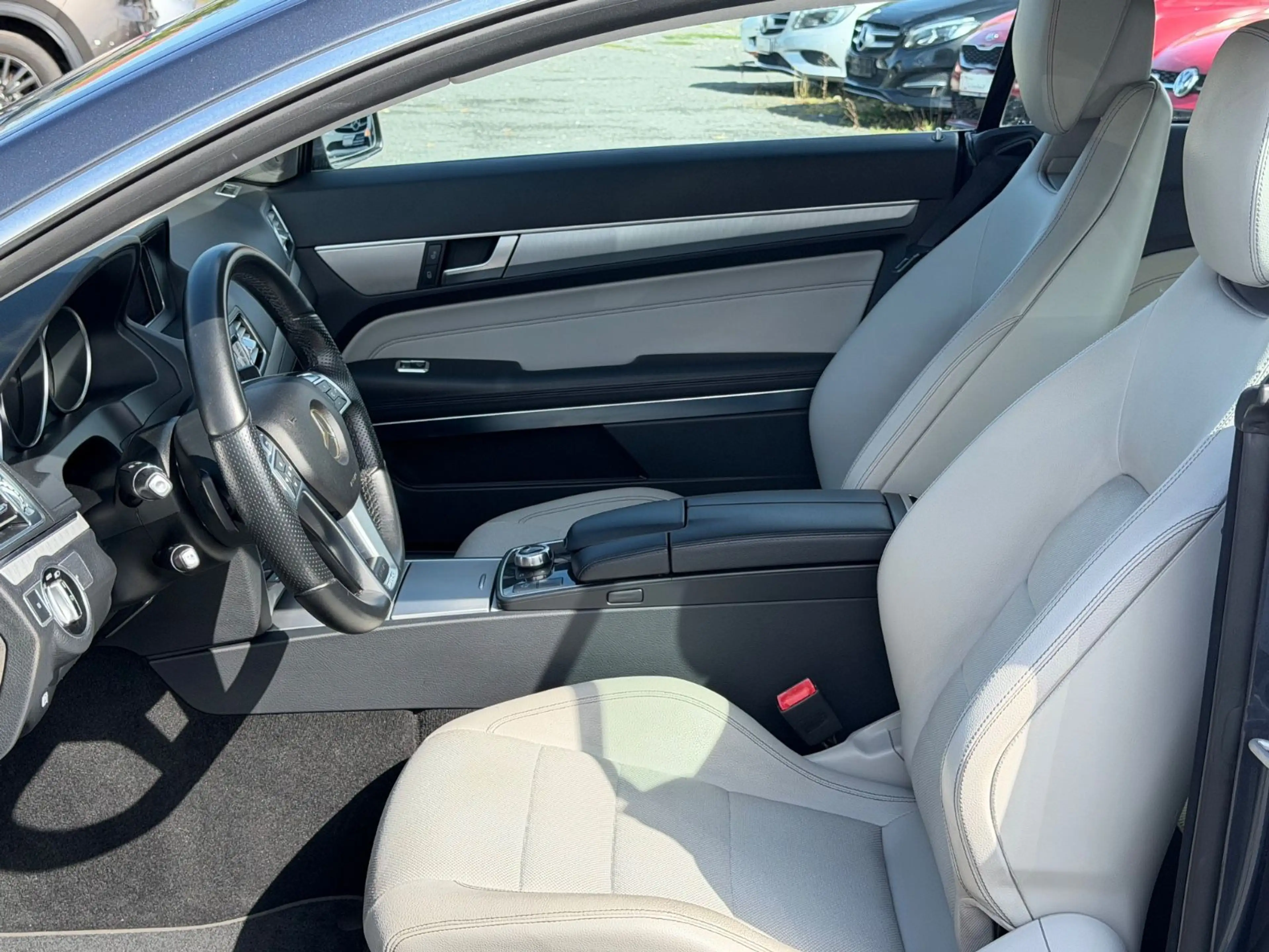 Mercedes-Benz E 250 Coupe CDI BlueEfficiency — photo 11