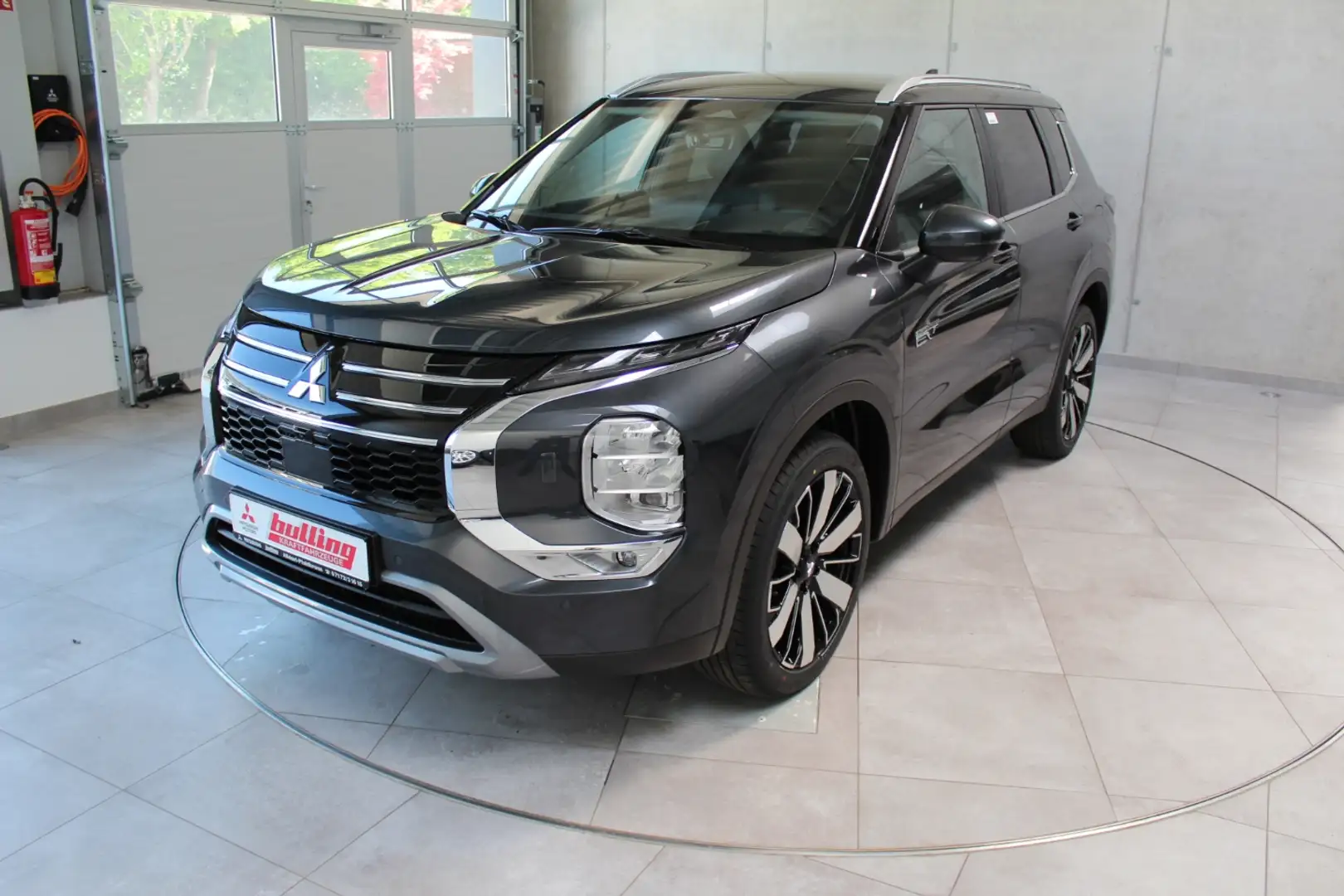 Mitsubishi Outlander 2.4L PHEV Intro Edition Gris - 2