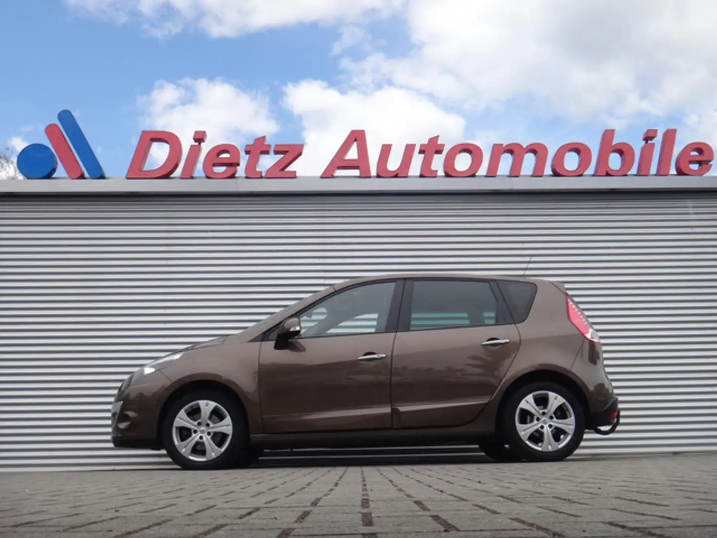 Renault Scenic 2.0  III 3 Dynamique Gerne Finanzierung+++ Brun - 1