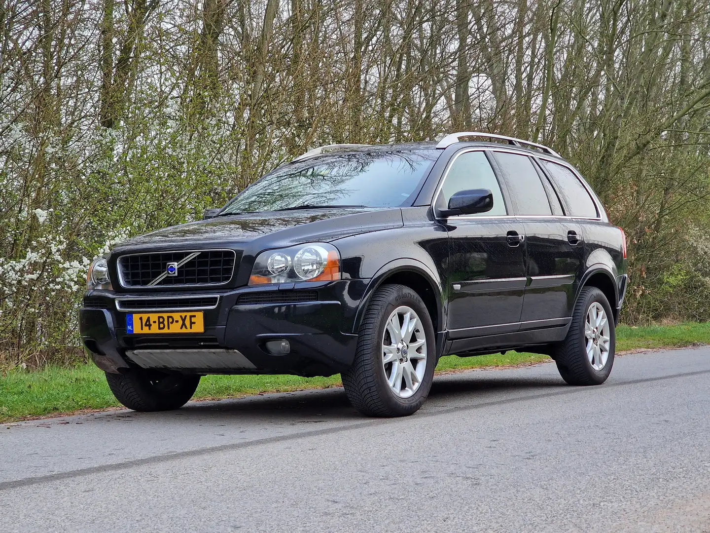 Volvo XC90 D5 Summum | Grijs kenteken | Veel onderh | BTW AUT Negru - 1