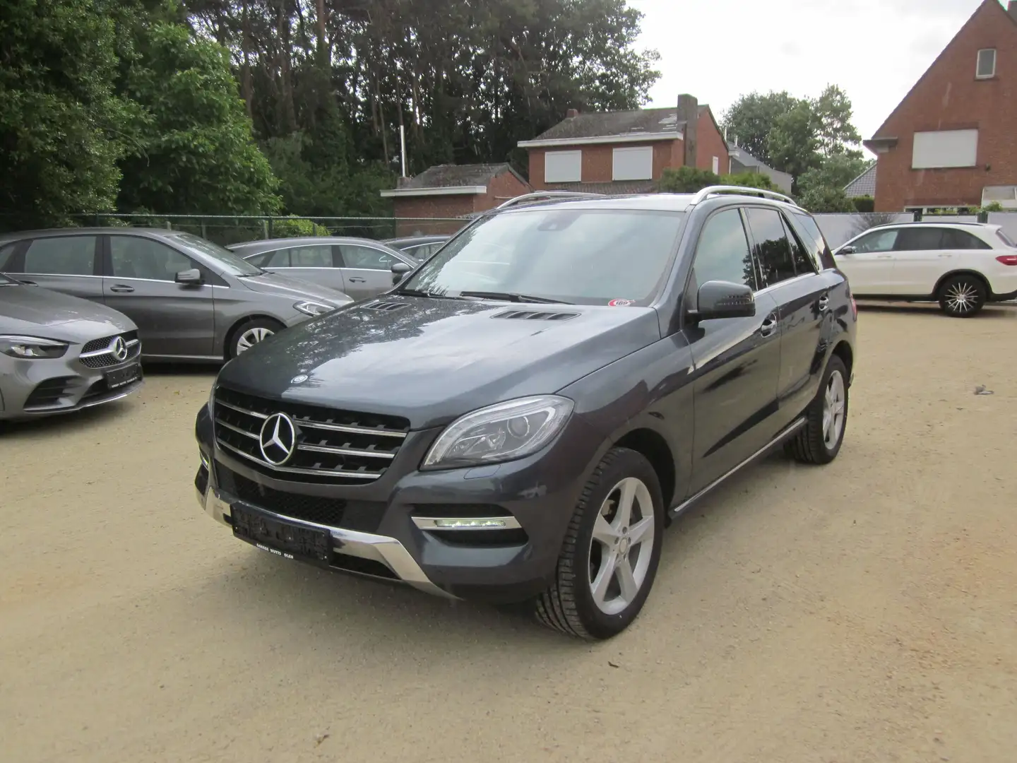 Mercedes-Benz ML 250 4 MATIC Gris - 1