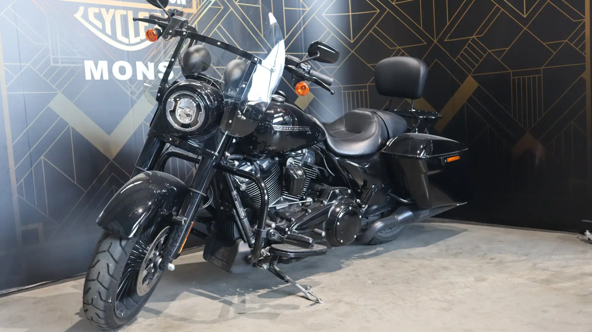 Harley-Davidson Road King Siyah - 1