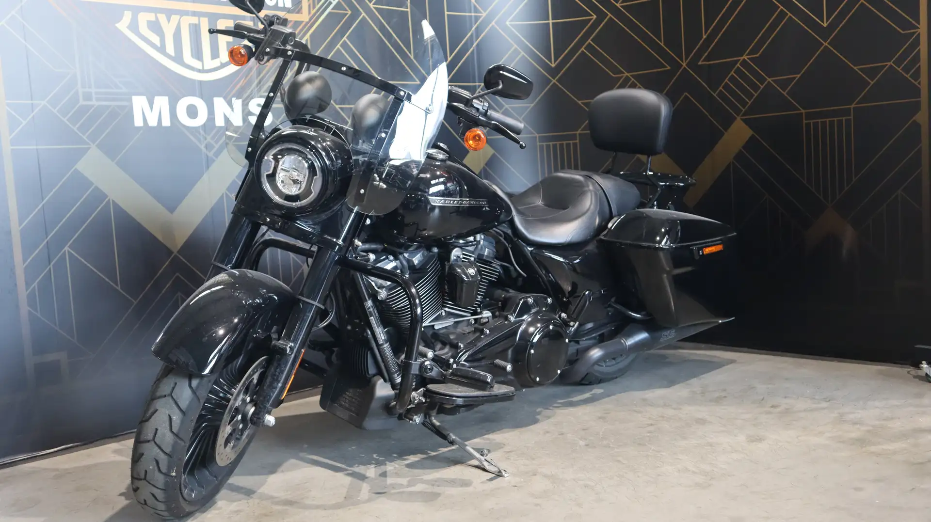Harley-Davidson Road King Siyah - 2
